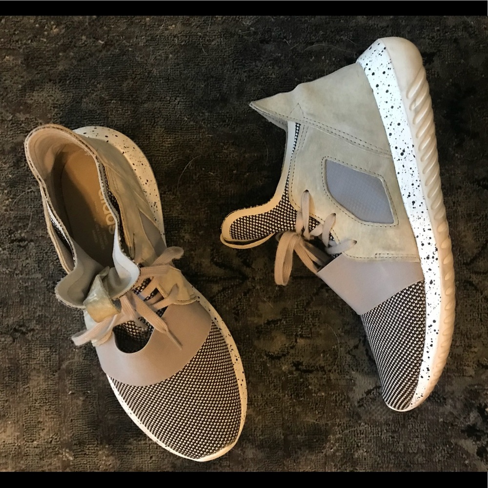 Adidas Tubular Defiant Shoes